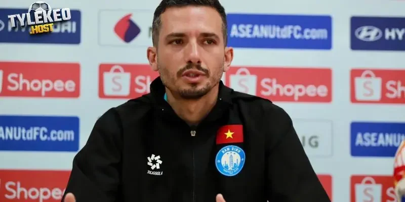 HLV Mauro chia tay CLB Nam Định vì thành tích nghèo nàn